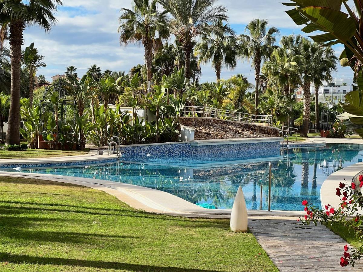 Pushe Playa Granada Beach&Golf 6 Мотрил Екстериор снимка